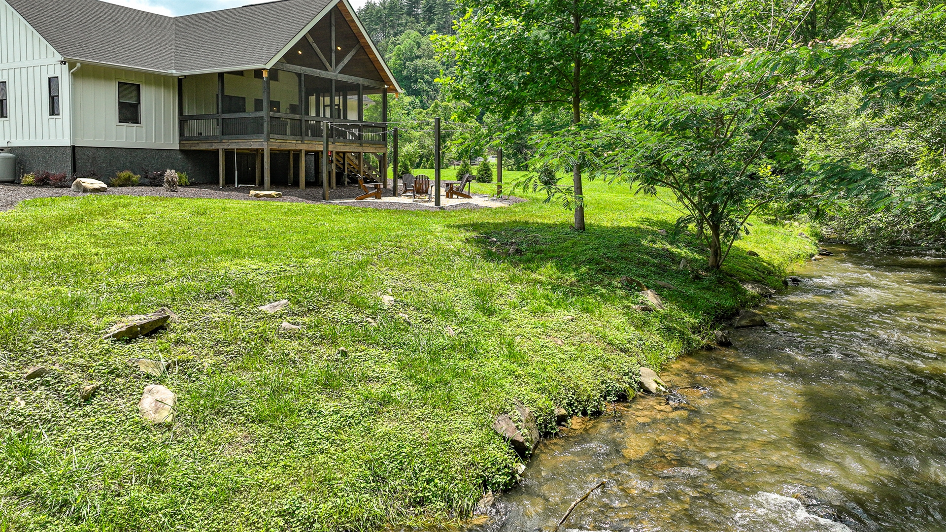 Mountaintown Cottage 